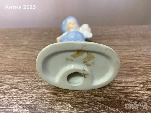 Винтидж порцеланова фигурка „Момче с агънце“, снимка 3 - Антикварни и старинни предмети - 52829642