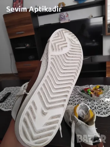 Оргинални кецове Nike Blazer Mid 77, снимка 4 - Кецове - 55728302