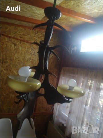 Ръчно изработен таванен полилей от 5 броя еленски рога.  Нестандартен и интересен полилей, който зад, снимка 2 - Полилеи - 42725986