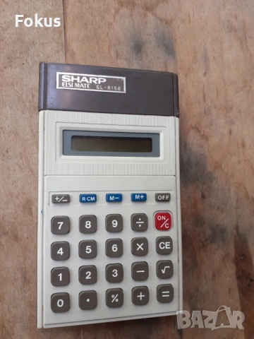 Стар калкулатор Sharp, снимка 2 - Антикварни и старинни предмети - 54358146
