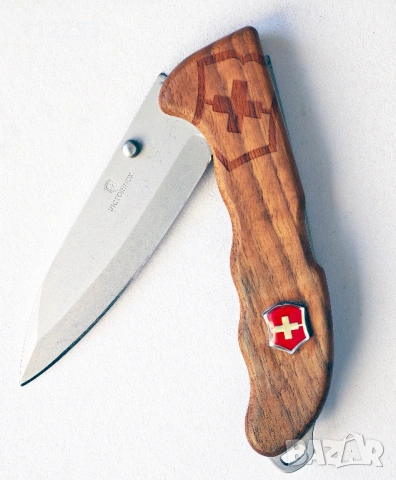 Victorinox Evoke Wood