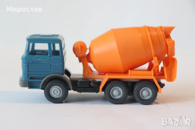 WIKING ?? 1/87 MERCEDES БЕТОНОВОЗ КАМИОН МОДЕЛ КОЛИЧКА, снимка 2 - Колекции - 50210155