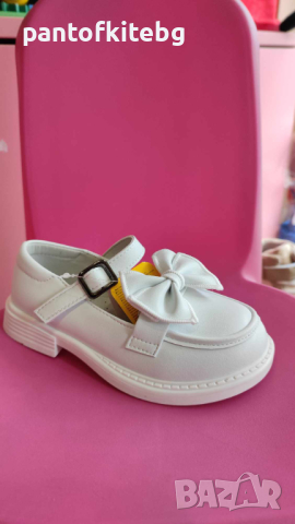 Официални бели кожени обувки с панделка Clibee, снимка 1 - Детски обувки - 44526952