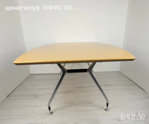 König & Neurath Summa конферентна маса, клен, 200 x 120 см – лодкова форма , снимка 9 - Маси - 49832528