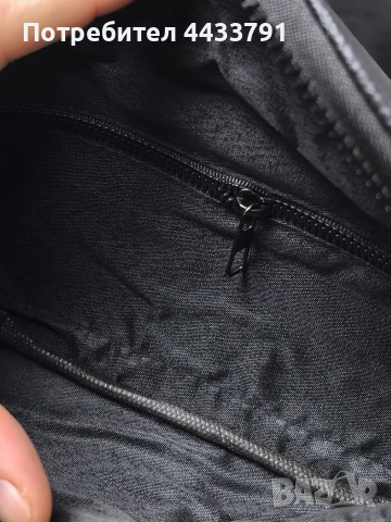 Hugo Boss чанта тип банан , снимка 8 - Чанти - 52826541