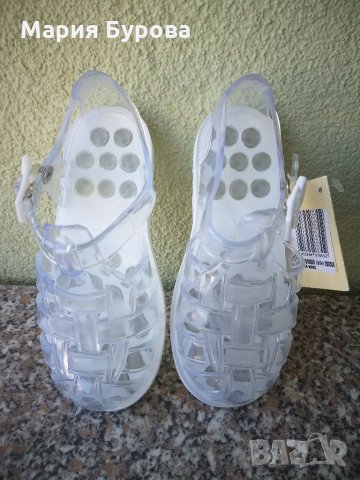 Силиконови сандалки номер 26 Chicco, снимка 3 - Детски сандали и чехли - 29661643