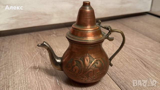 Кован меден малък чайник– бижу, 60те години на миналия век., снимка 4 - Антикварни и старинни предмети - 52794271