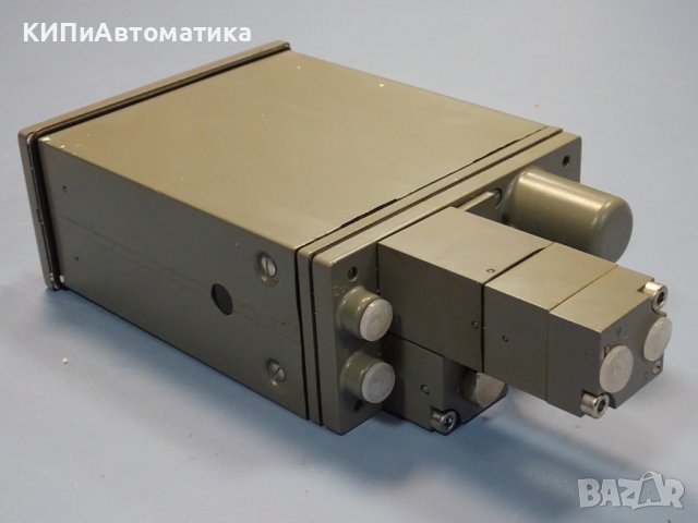 Трансдуктор VDO Messundregeltechnick 20/22-11 transducer 1000-5000 mm, снимка 3 - Резервни части за машини - 37461036