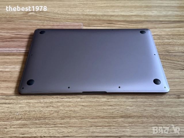 MacBook Air M1 SPG`8 CPU/7 GPU/8GB RAM/256GB SSD/Бат 97%, снимка 5 - Лаптопи за дома - 52815898