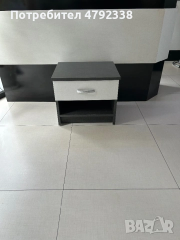 Нощно шкафче