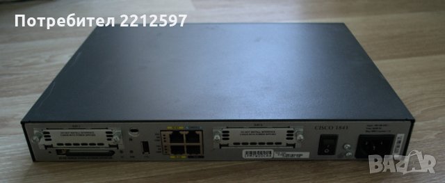 Cisco ISR 1841 Router, снимка 1 - Рутери - 30567915