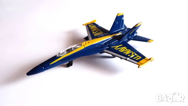 Maisto Tailwinds - F/A-18 Hornet - US Navy Blue Angels, снимка 2 - Колекции - 48236273