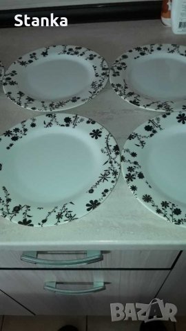 Порцеланови чинии, снимка 8 - Прибори за хранене, готвене и сервиране - 31231363