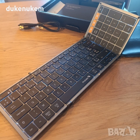 Сгъваема безжична Bluetooth клавиатура AZERTY, с подсветка и цифров блок, снимка 12 - Клавиатури и мишки - 53073469