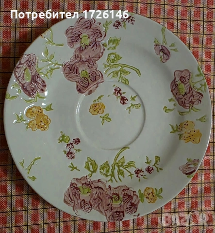 Порцеланова чинийка на Indiska, серия Tea rose