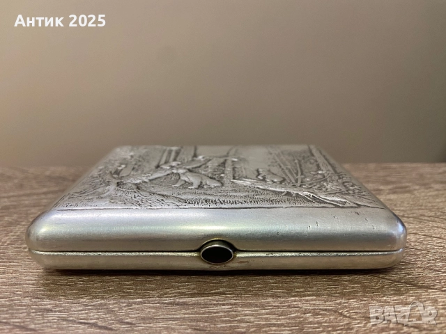 Старинен сребърен портсигар, проба 84, по мотиви от картината „Утро в боровата гора“, снимка 4 - Антикварни и старинни предмети - 52421167