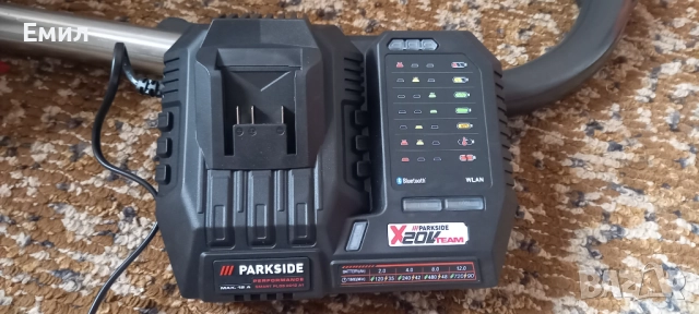 Акумулаторна батерия Parkside 20V/12A Smart battery charger 