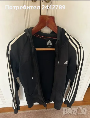 Adidas performance essentials суичър с ленти през качулката от старите, снимка 2 - Спортни дрехи, екипи - 56247098