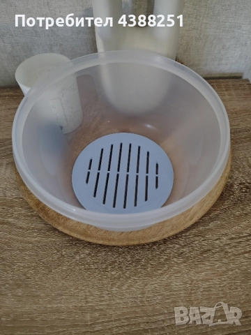 Купа Роса Tupperware, снимка 3 - Кутии за храна - 51871140