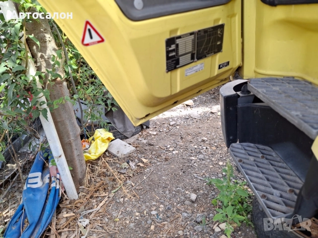 Камион с кран Волво FL7 триосен, снимка 13 - Камиони - 48816564