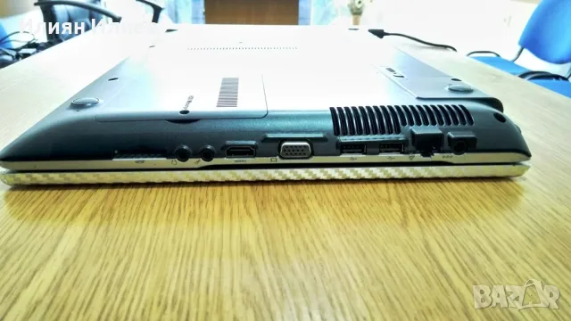 Laptop 17.3" Samsung RV720 i3-2310M 6GB 500GB, снимка 16 - Лаптопи за дома - 50362747