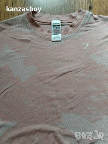 Gymshark Adapt Camo Seamless Crop Top - страхотна дамска тениска М, снимка 3 - Тениски - 51030889