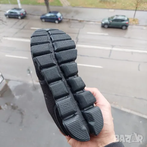 On Running Cloud v2 All Black маратонки номер 38 ,5 , снимка 11 - Маратонки - 44590056