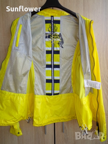 Дамско Sportalm ярко жълто леко вело яке с цип, размер 38 - M, снимка 2 - Якета - 51870838