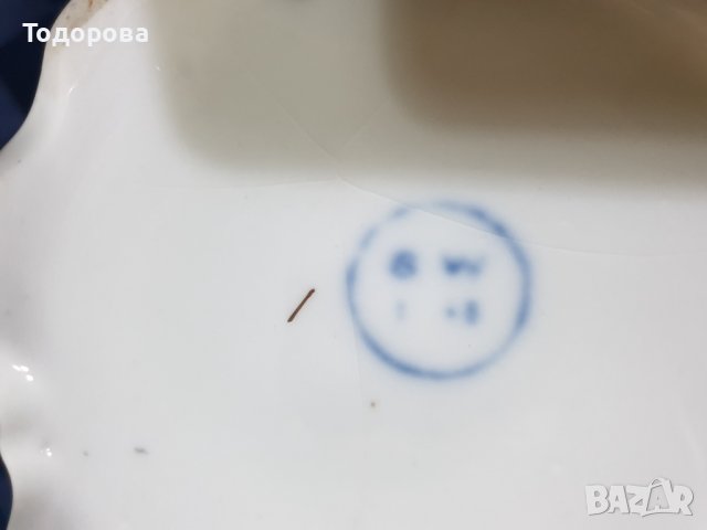 Голям порцеланов бароков чайник - СИП , снимка 5 - Сервизи - 42612610