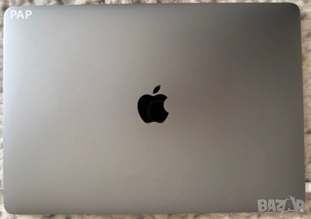 MacBook Pro 2017, снимка 2 - Лаптопи за работа - 54088625