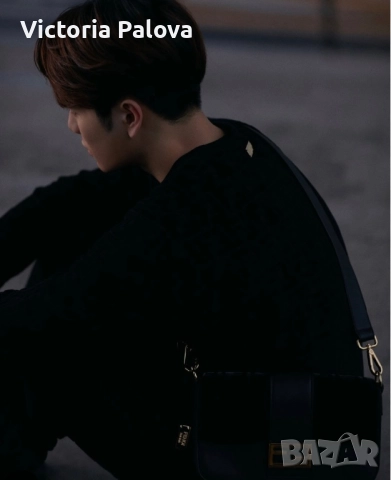 Уникален суитчър унисекс FENDI X TEAM WANG  рядка находка, снимка 17 - Суичъри - 51761293