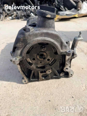 Цилиндрова глава оборудвана от Toyota Yaris 1.4 D4D 2007г., снимка 4 - Части - 53895684