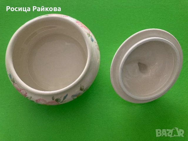 Порцеланова бижутиерка , снимка 4 - Декорация за дома - 50187035