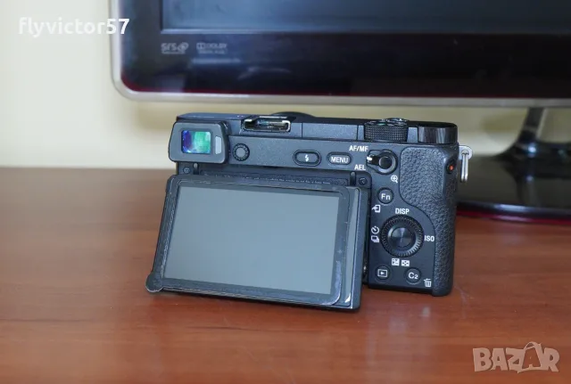Sony a6300 и обективи, снимка 3 - Камери - 56288936
