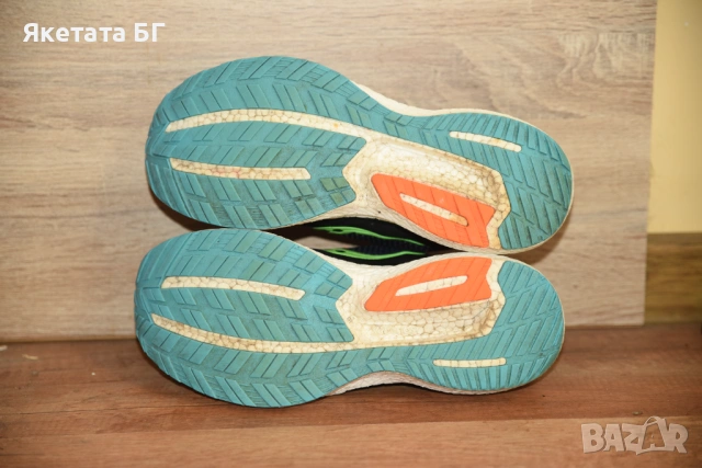 Saucony Triumph 18 оригинални маратонки 44.5 номер, снимка 5 - Маратонки - 53932751