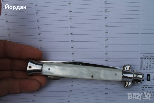 Европейска ножка със седефени чирени , снимка 3 - Антикварни и старинни предмети - 40629058