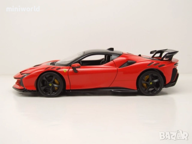 Ferrari SF90 XX Stradale - мащаб 1:18 на Bburago моделът е нов в кутия, снимка 3 - Колекции - 54330991