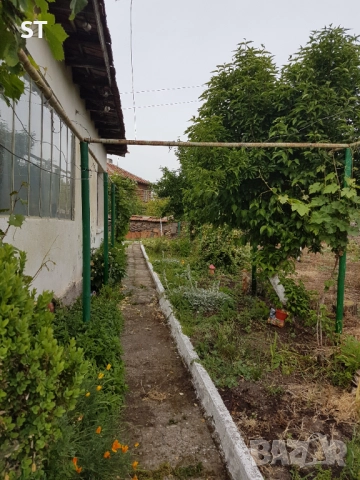 Продавам къща в с. Сталево,обл. Хасково , снимка 2 - Къщи - 52282813
