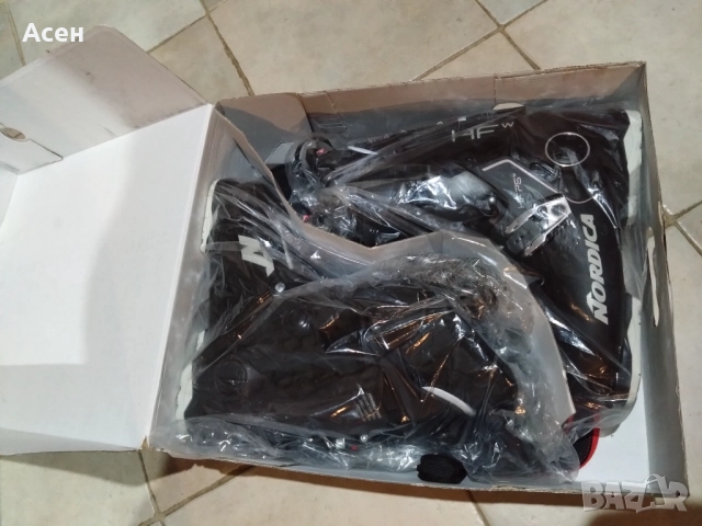 Ски обувки Nordica  HF 75 W, снимка 7 - Зимни спортове - 51812965