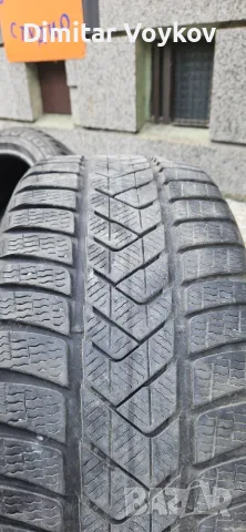 Зимни гуми 235/45 R18 , снимка 11 - Гуми и джанти - 56452106