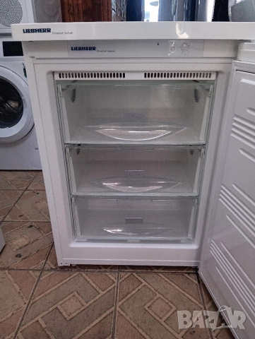 Малък хладилник фреш зона Liebherr с 2 години гаранция!, снимка 5 - Хладилници - 52788957