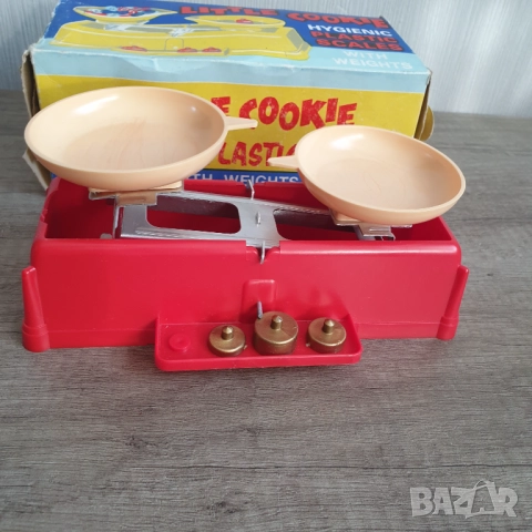 Стара унгарска детска кантар играчка, снимка 3 - Колекции - 52056153