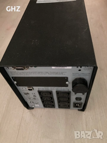 APC Smart-UPS / 1000VA / Tower / 230V / AVR / Непрекъсваемо захранване , снимка 3 - UPS захранвания - 54241880