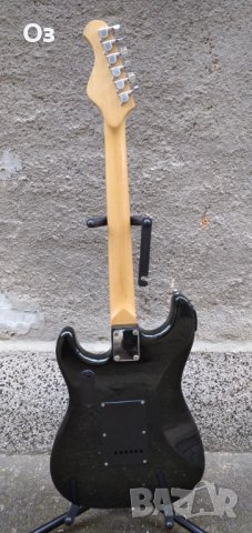 Китара тип Fender Stratocaster , снимка 2 - Китари - 44393311