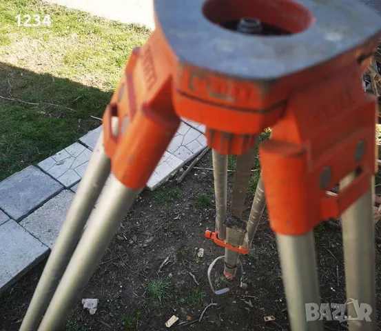 ЯПОНСКИ алуминиев стенд PENTAX за оптичен нивел (стойка) тринога трипод , снимка 4 - Други инструменти - 49443029