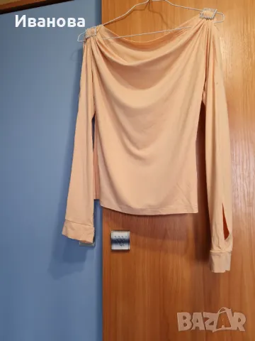 Блуза с рязан ръкав