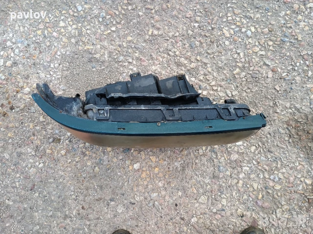 фар(десен) БМВ 525 TDS, 1997г., снимка 2 - Части - 50457309