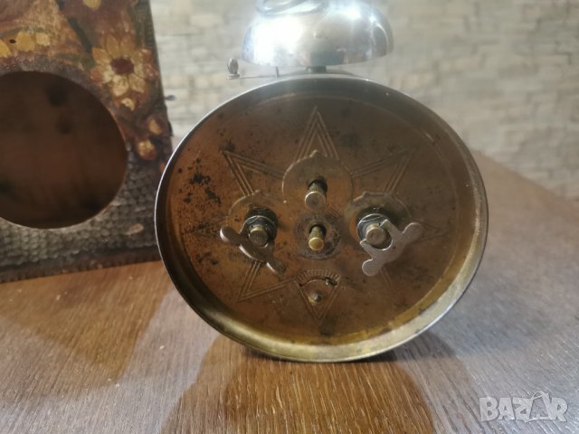 будилник junghans, снимка 4 - Антикварни и старинни предмети - 44416113