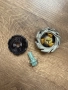 Beyblade комплект с X-Winder Launcher, снимка 4