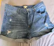 Дамски дънки къси р-р 40, снимка 1